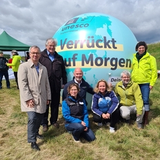 Gruppenfoto der geladenen Gäste