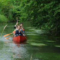Kanu fahren in der Natur