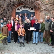 Gemeinsames Gruppenfoto der alten und neuen Partnerbetriebe im Biosphärenreservat Niedersächsische Elbtalaue