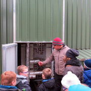 Junior-Ranger besuchen eine Biogas-Anlage